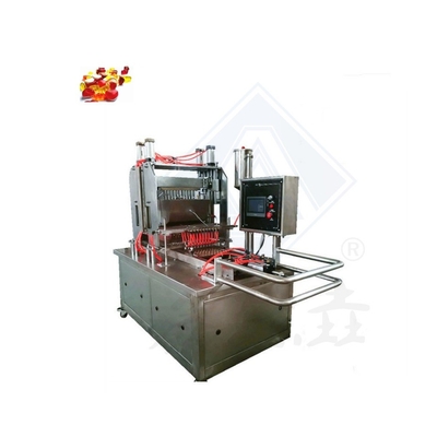 Machine de fabrication de bonbons en caoutchouc à haute productivité pour les fraises Ourses Pommes haut rendement