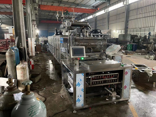 Déposer une machine à vendre automatique de bonbons pour la production de bonbons à la gelée